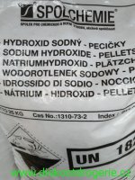 HYDROXID SODN 25KG99% PECIKY SPOLCHEMIE